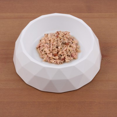 Monge Supreme Sterilised Влажный корм для стерилизованных кошек из тунца с бурым рисом и клюквой 80 гр.